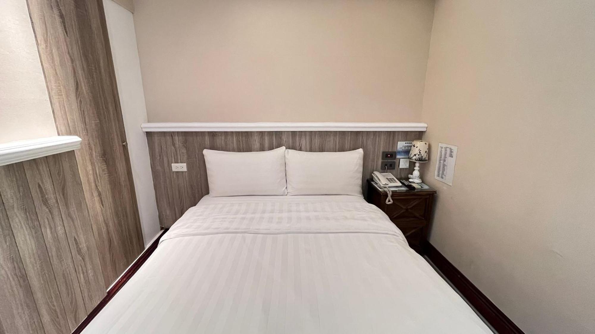 Migo Hotel Taichung Exterior photo